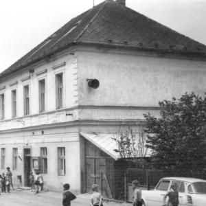 Pohled na školu 2